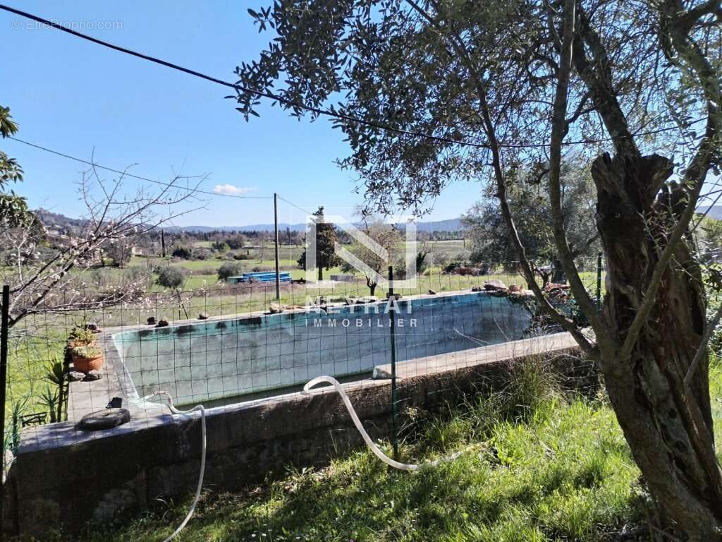 FAYENCE - Maison 150m² - Environnement privilégié - Très beau terrain - photo 12