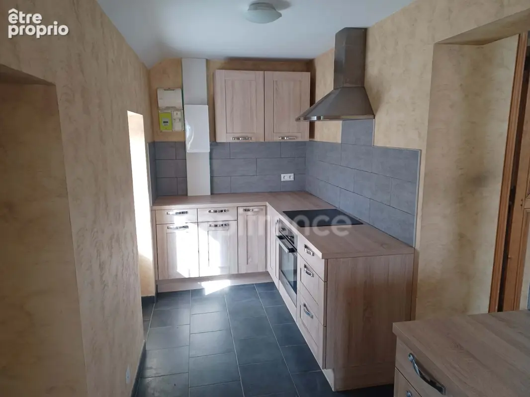 Maison à vendre 4 pièces GUERIGNY (58) - photo 8