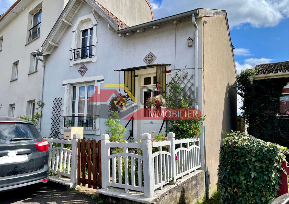 Maison à NEUVES-MAISONS