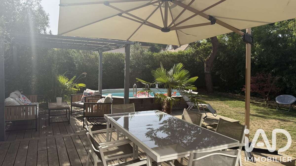 Maison 150 m² à Vert-Saint-Denis  - photo 2