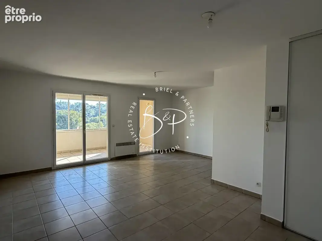 Lorgues, à vendre, appartement 2 pièces, dans résidence - photo 3