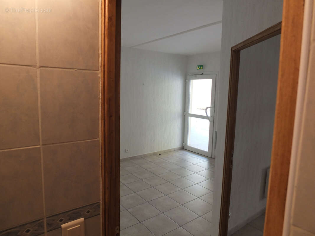 Appartement à SALERNES