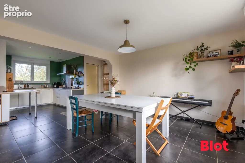 Maison 4 pièces 95 m² à vendre à Bedee (35137) - photo 2