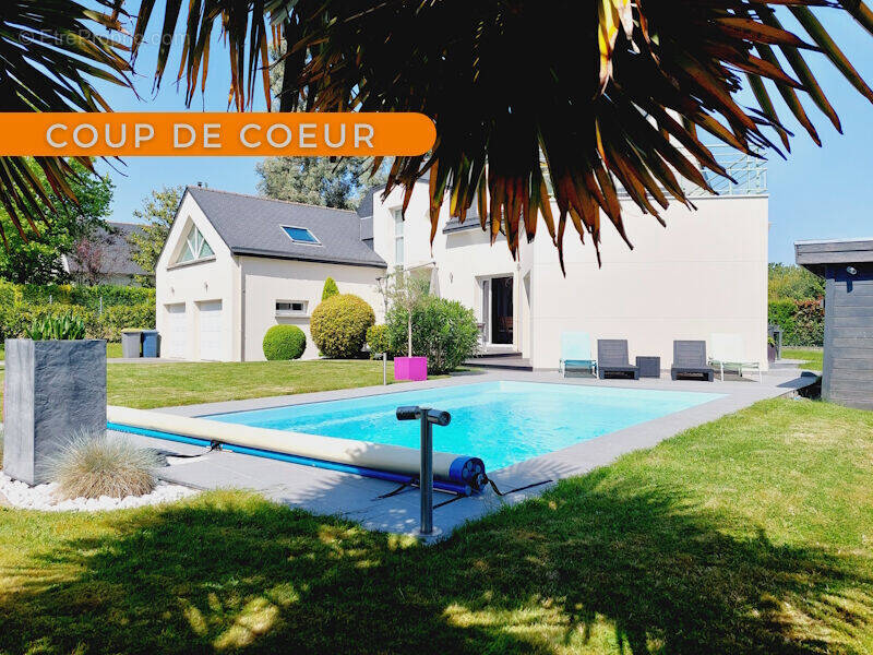 Maison à MONTREUIL-LE-GAST