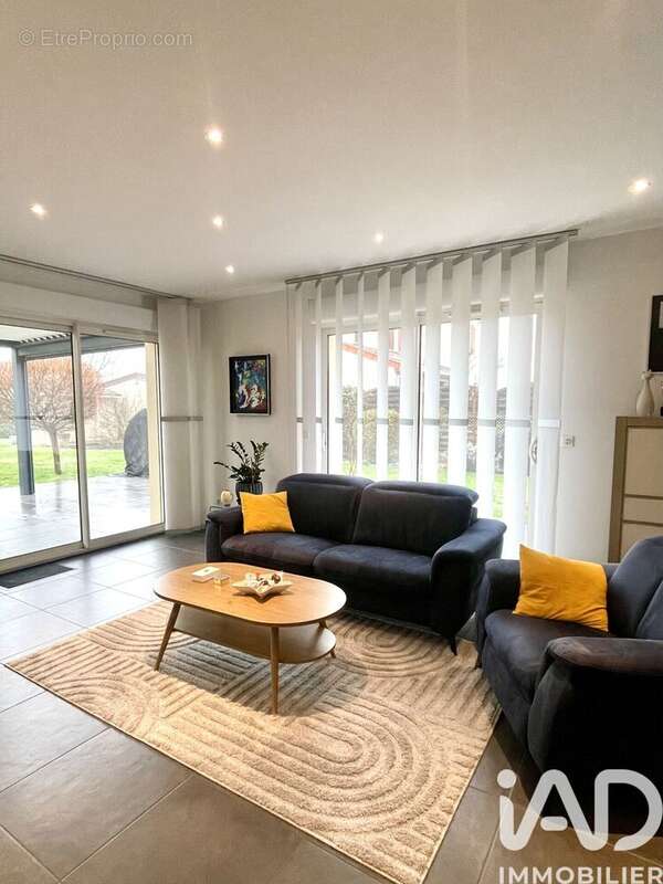 Photo 5 - Maison à VILLECRESNES