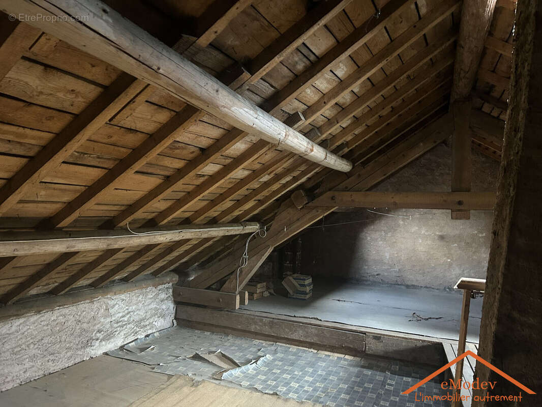 Maison à BRUYERES