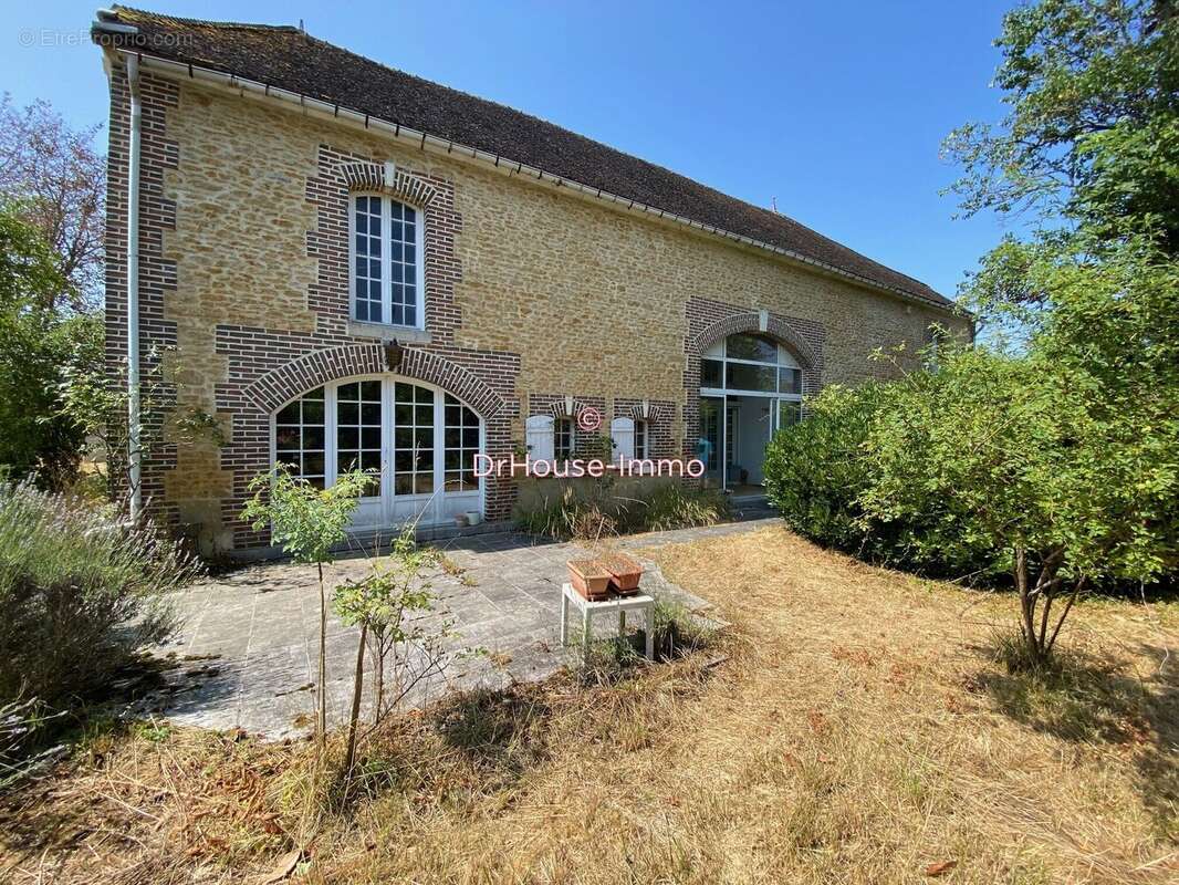 Maison 227 m² à Chessy-Les-Pres  - photo 2