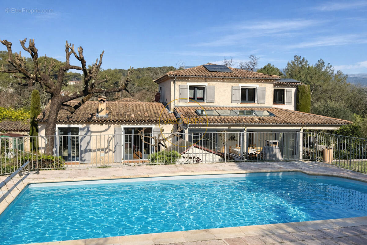 Maison à MOUANS-SARTOUX