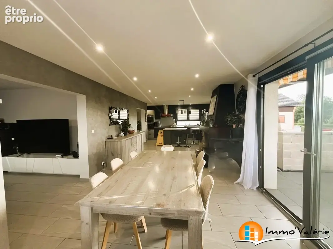 Maison 7 pièces 184 m² à vendre à Roville-Aux-Chenes (88700) - photo 2