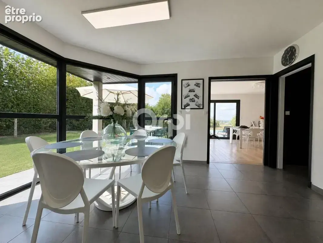 Maison Individuelle Avec Piscine - photo 7