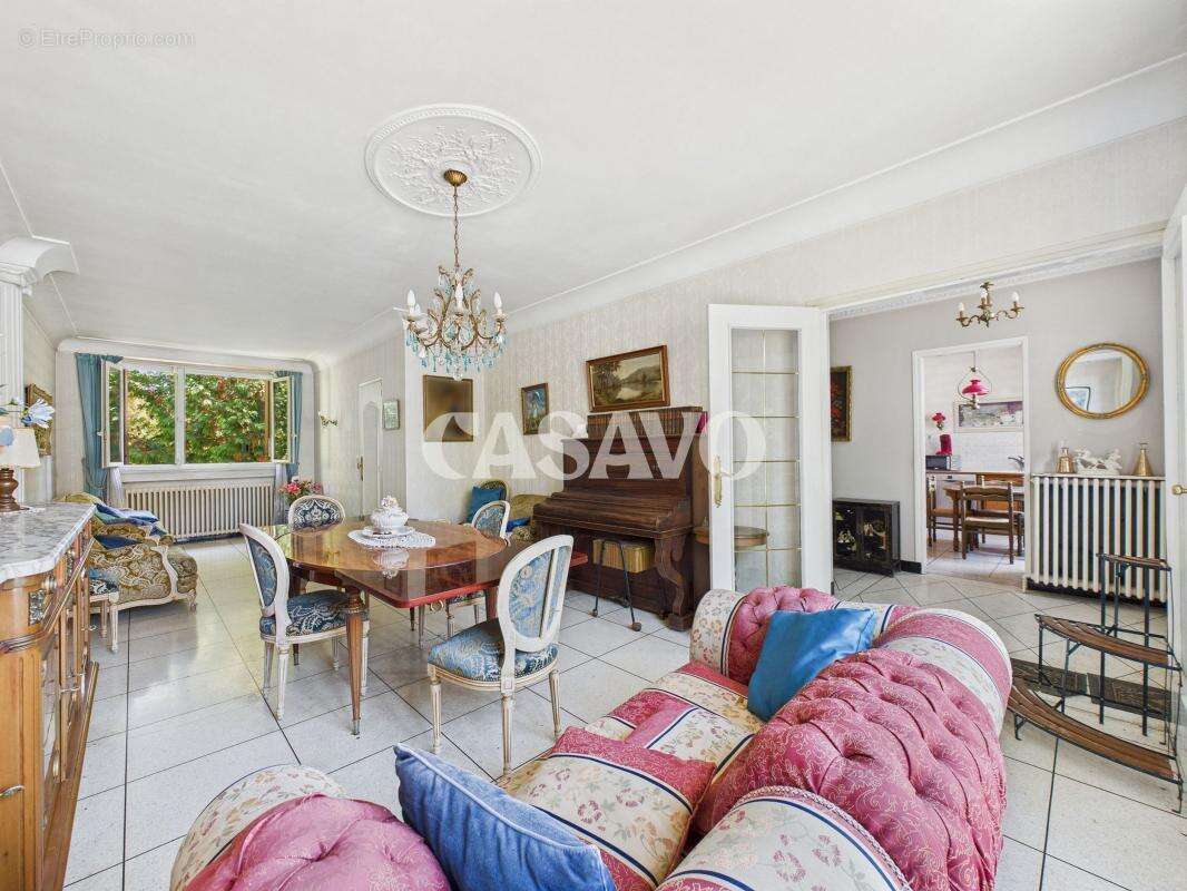 Maison à VILLENEUVE-LE-ROI