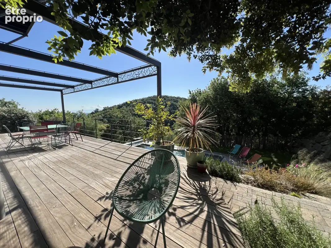 Saint-Péray - Maison lumineuse avec vue dégagée - piscine - photo 10