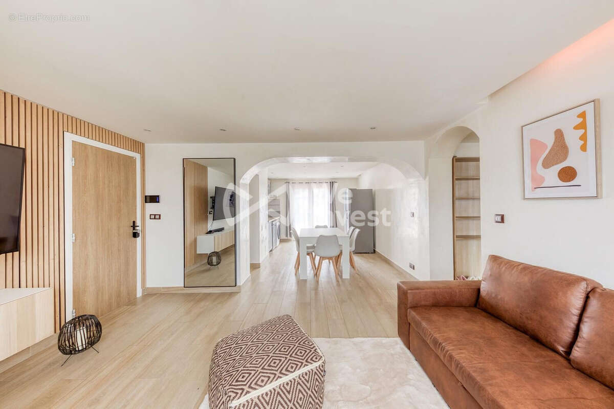 logement du rdc - Maison à VAIRES-SUR-MARNE