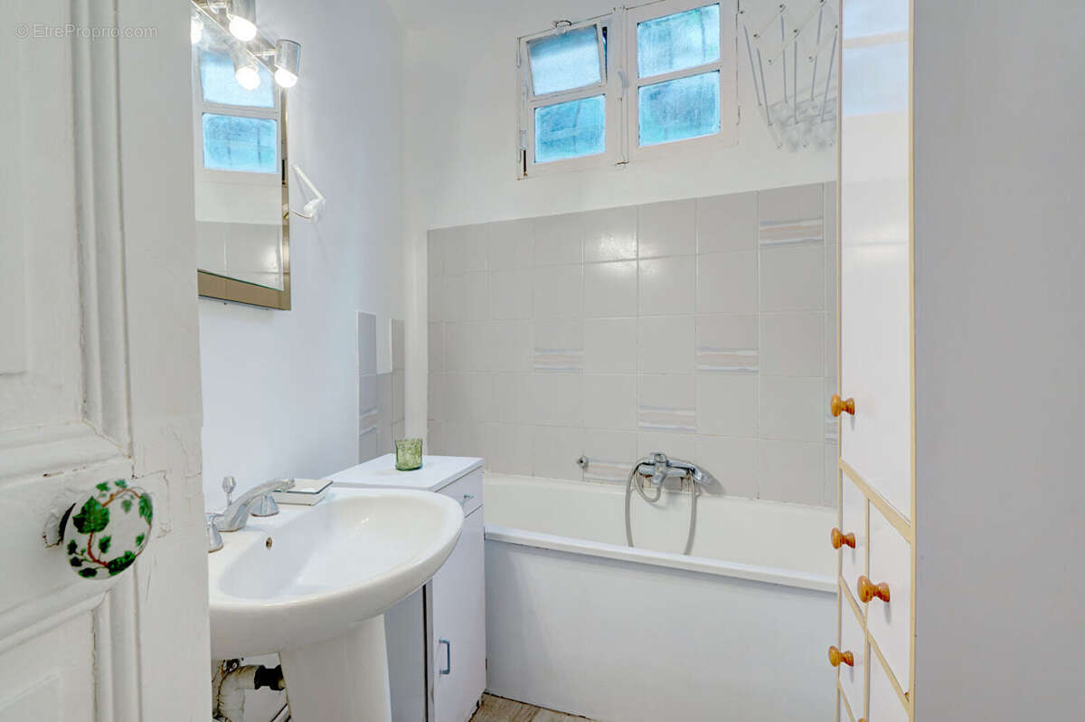 Appartement à SURESNES