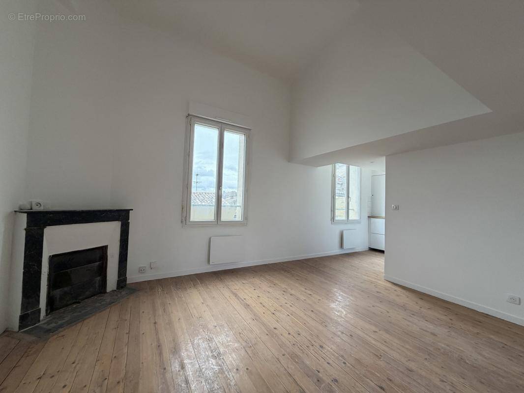 Appartement à BORDEAUX