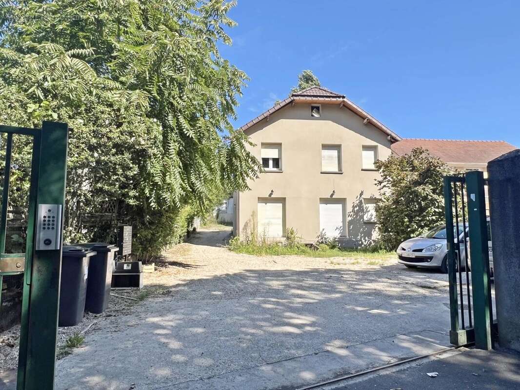 Commerce à CHAMPIGNY-SUR-MARNE