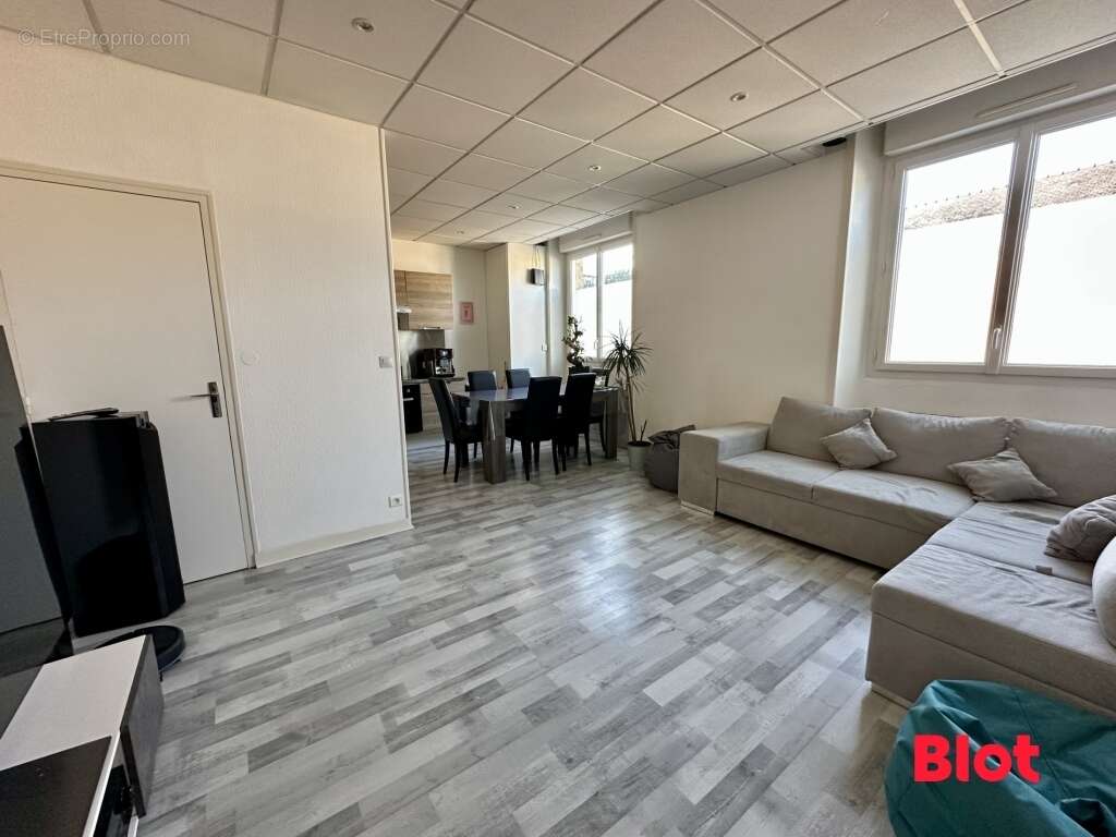 Appartement à MONTAUBAN-DE-BRETAGNE