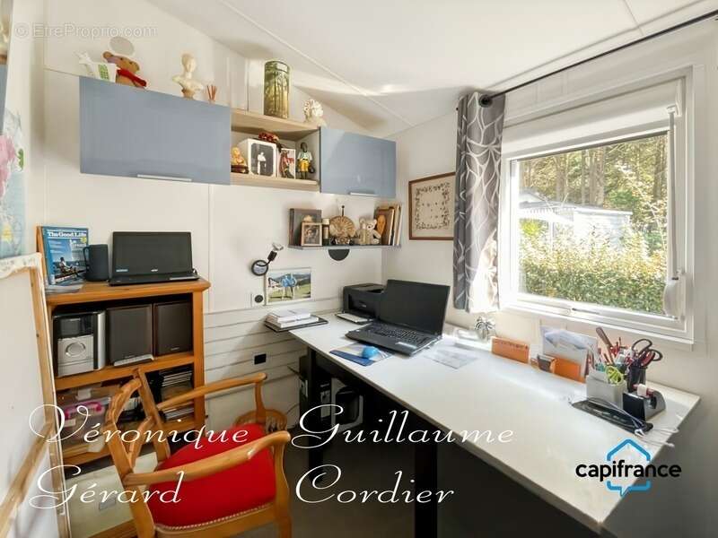 Mobil-Home de 32 M² de 2019, confortable avec belle terrasse et parcelle privative a vendre séparément en PRL - photo 11
