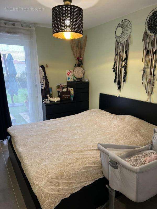 A VENDRE :  T3  63m2 récent avec grand jardin & double garage - PUGET-SUR-ARGENS - photo 5
