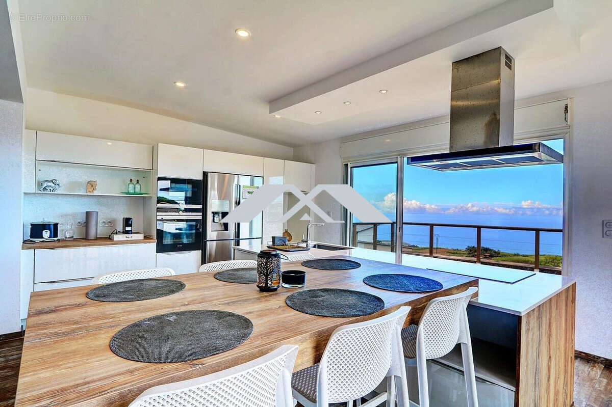 Maison à SAINT-JOSEPH