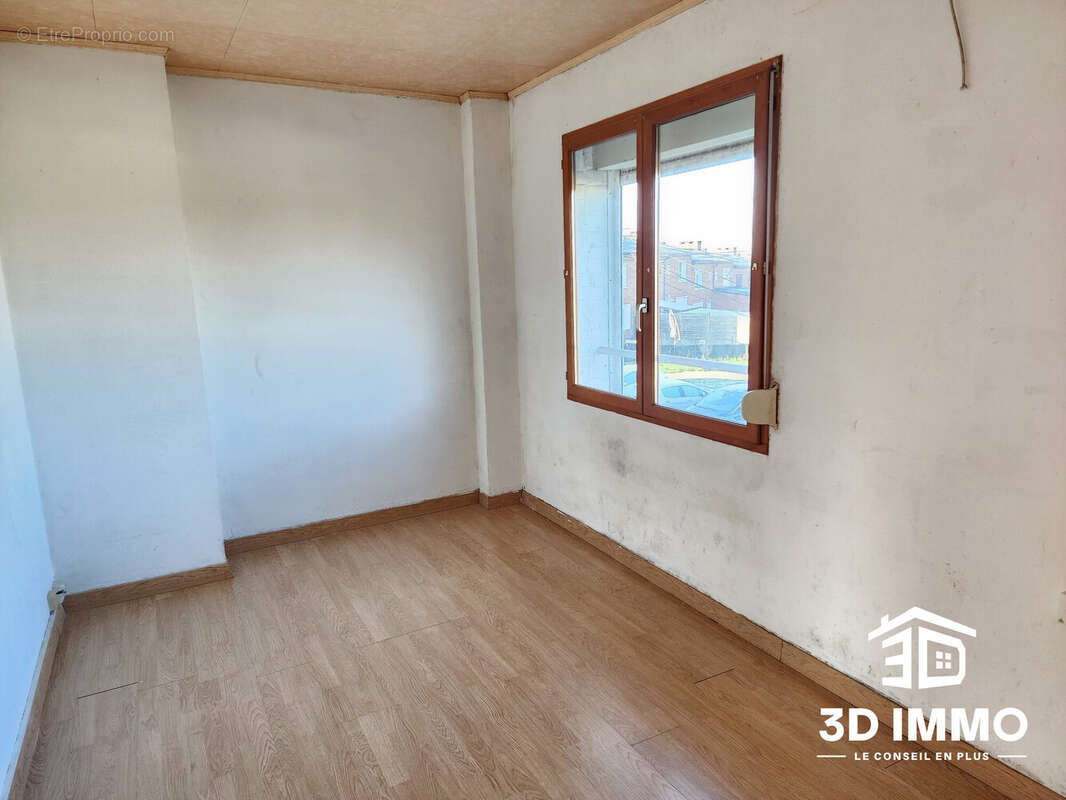 Maison à AVESNELLES