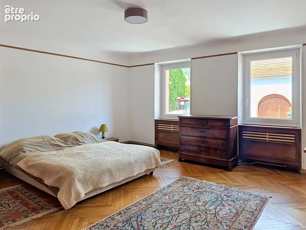 Maison familiale de caractère de 163m2 avec dépendances et terrasse sans vis-à-vis - photo 8