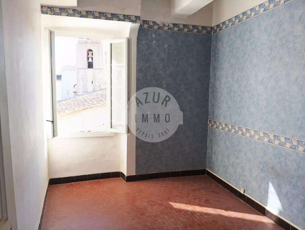 Appartement à SAINT-ZACHARIE