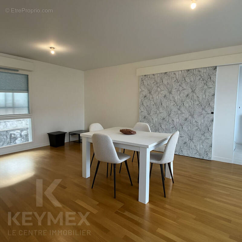 Appartement à SAINT-DENIS