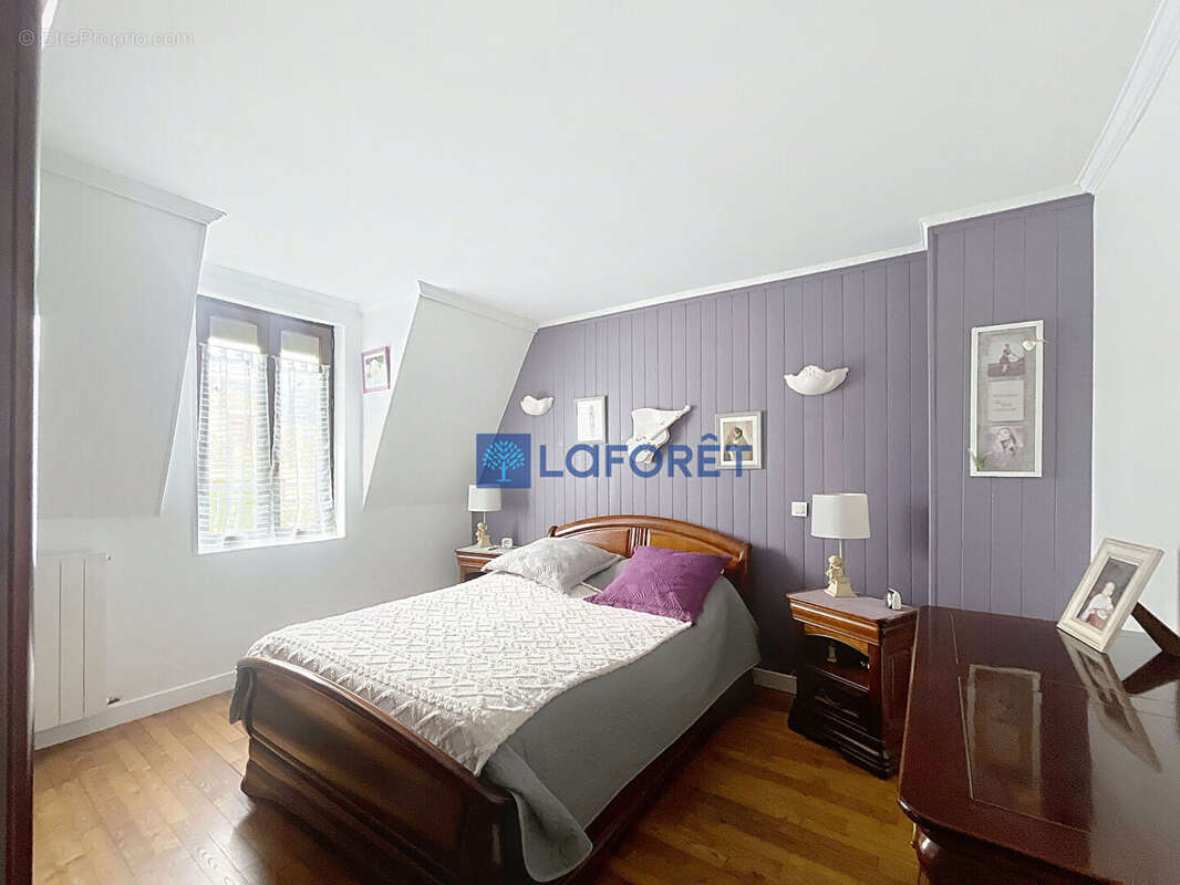 Maison à SAVIGNY-SUR-ORGE