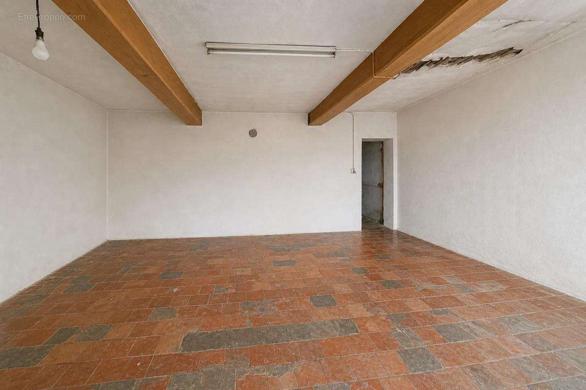 Maison à DYO