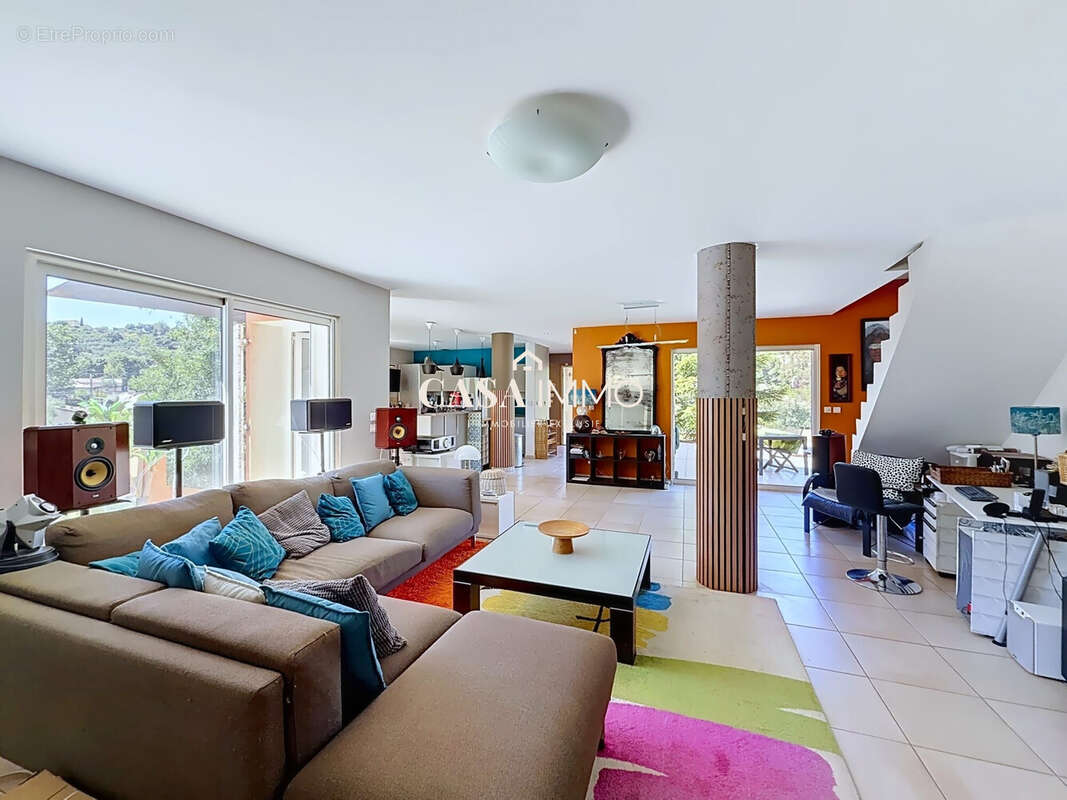 Maison à PIERREFEU-DU-VAR
