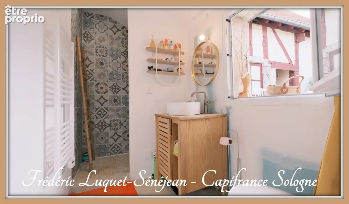 Maison de ville à vendre 4 pièces dont studio indépendant, jardin & dépendances - DPE B - LA FERTE SAINT AUBIN (45) - photo 6