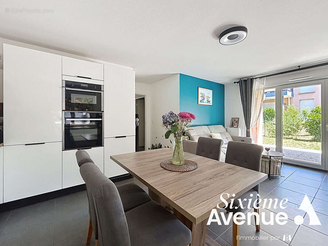Appartement à Simandres 3 pièces 65 m² avec jardin privatif et double stationnement - photo 2