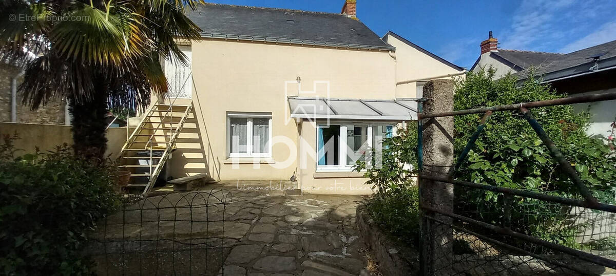 Maison à SAINT-MARS-DU-DESERT