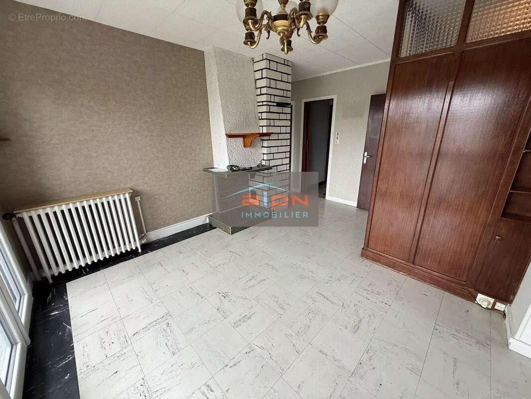 Appartement t3 avec garage cave greniers - photo 3