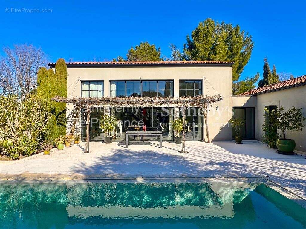 Maison à SAINT-REMY-DE-PROVENCE