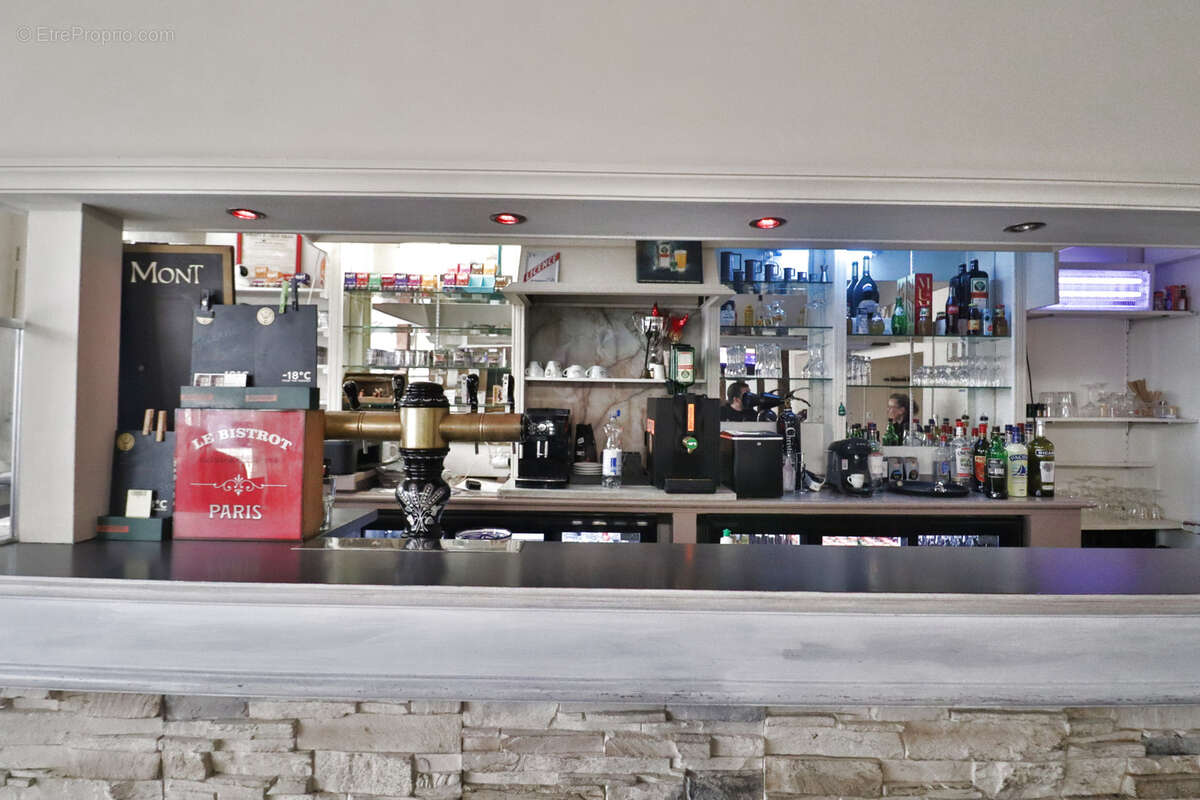 À céder   bar tabac - photo 2
