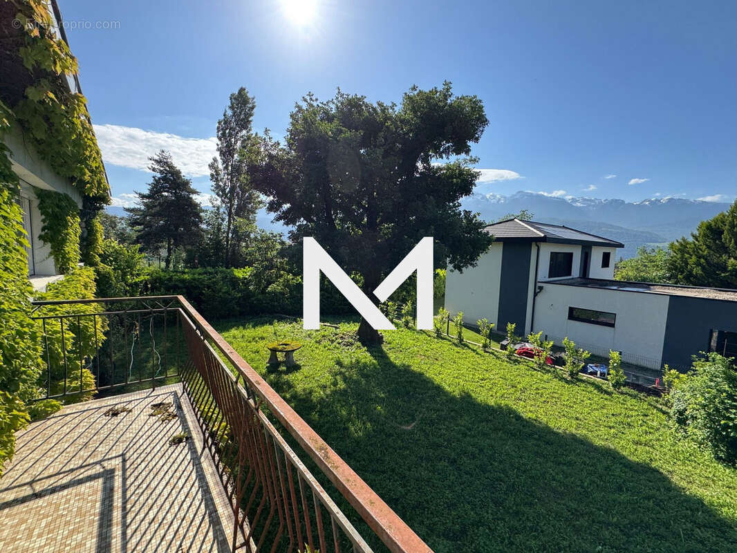 Maison à SAINT-ISMIER