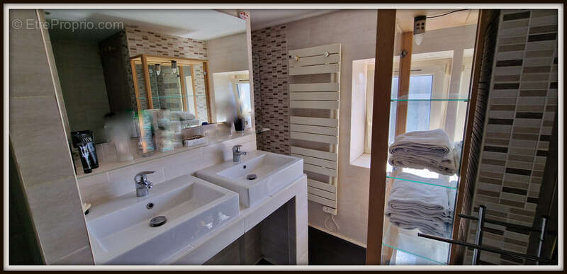 Maison à PONT-DE-VEYLE