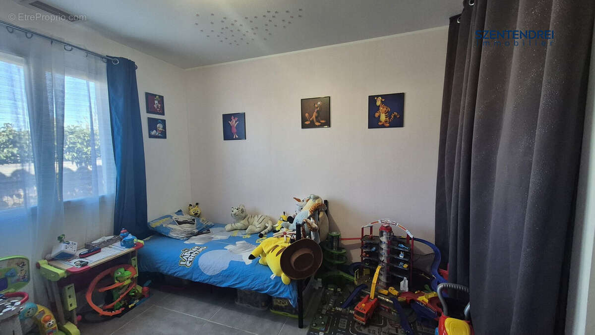 vente villa szentendrei immobilier lunel - Maison à LUNEL