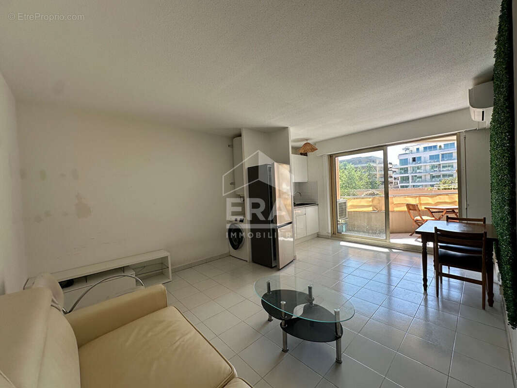 Appartement à CAGNES-SUR-MER