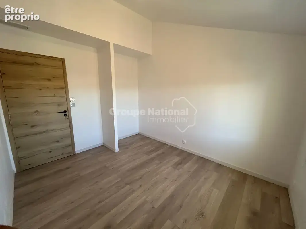 Maison de village rénovée d'environ 137 m² avec jardin, piscine et garage - châteauneuf-du-pape - photo 14