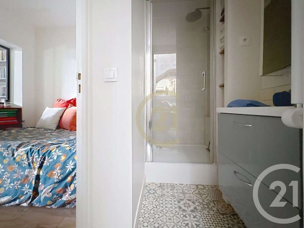 Appartement à PARIS-12E