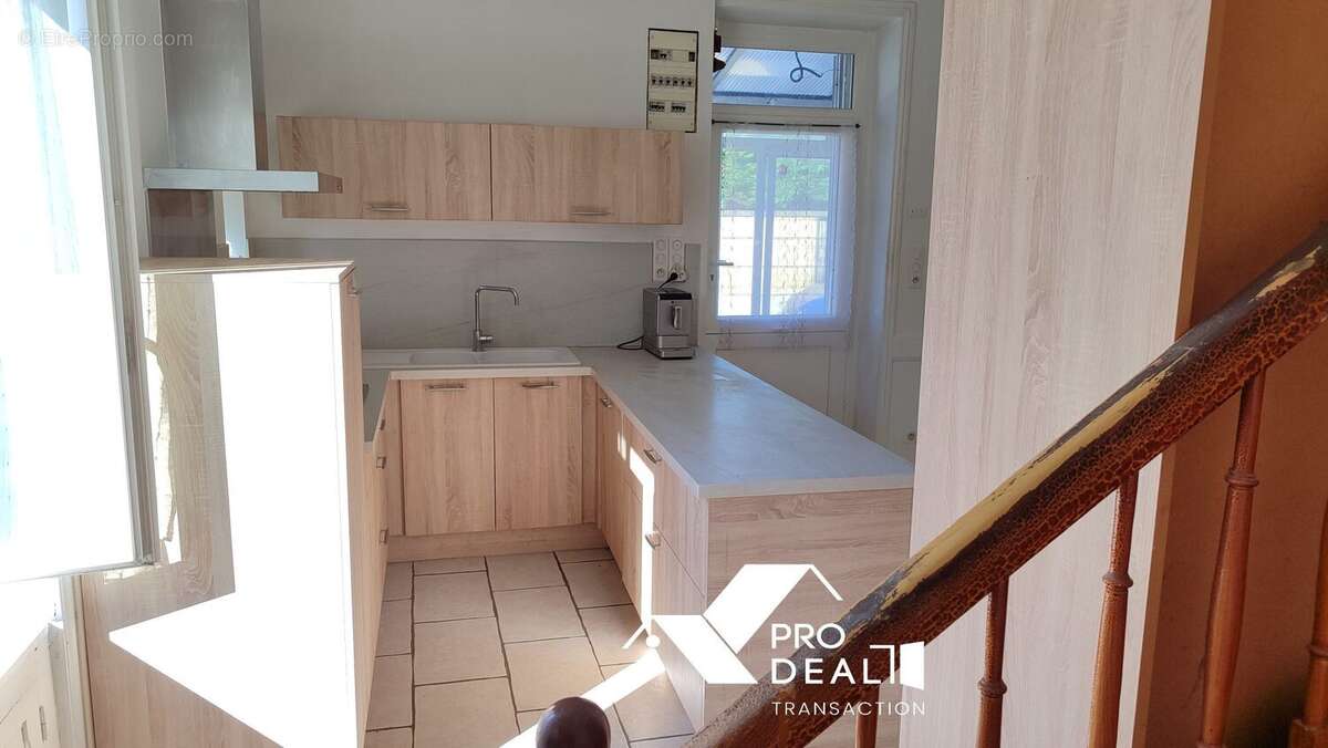 Maison à PONT-DE-CHERUY