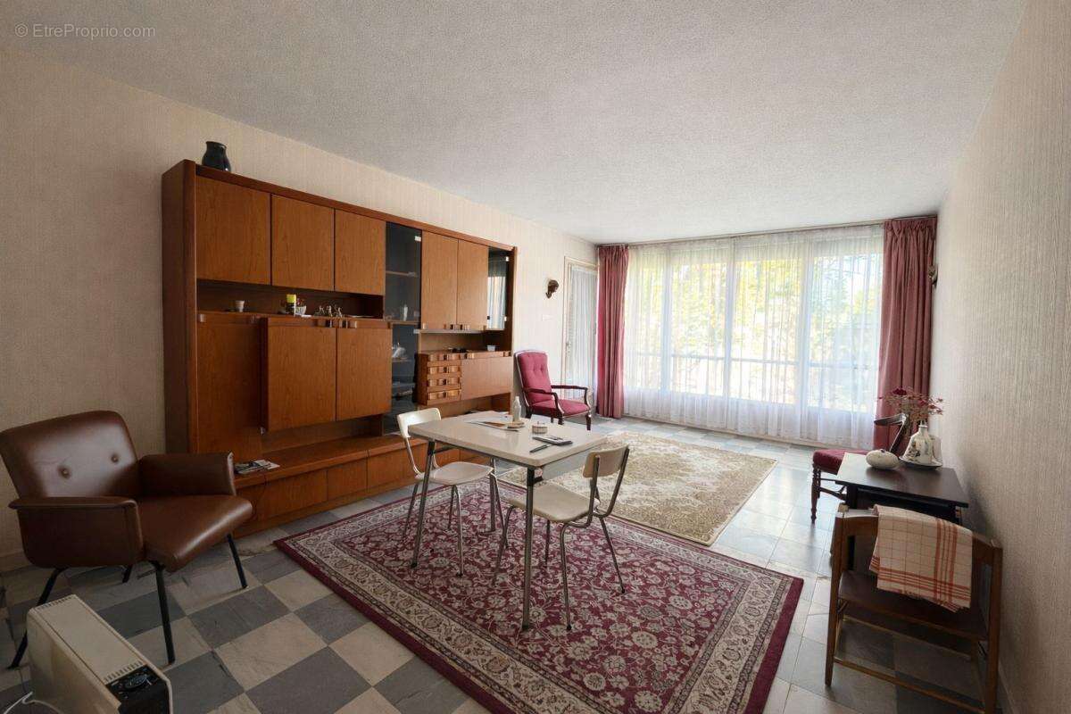 Appartement f3 - residence des rayes - garage - photo 2