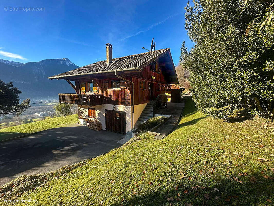 Maison à AYSE