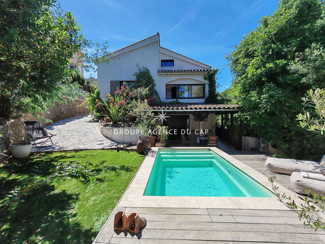 Maison à FREJUS