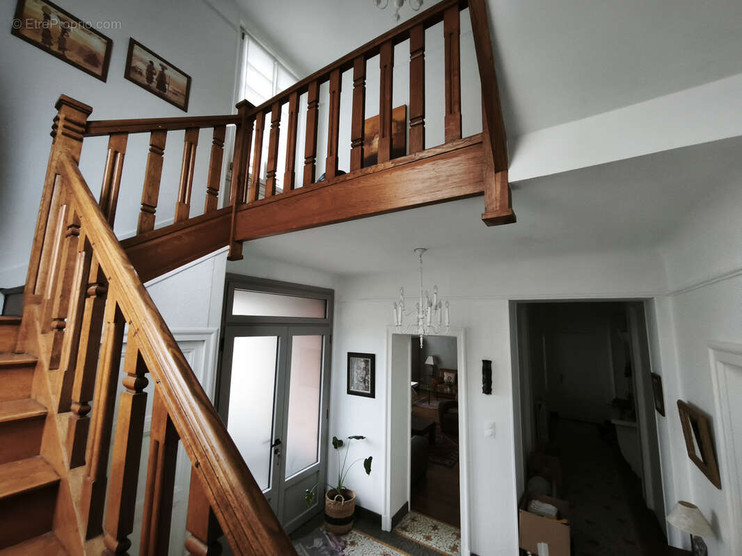 Maison à PONT-SAINTE-MARIE