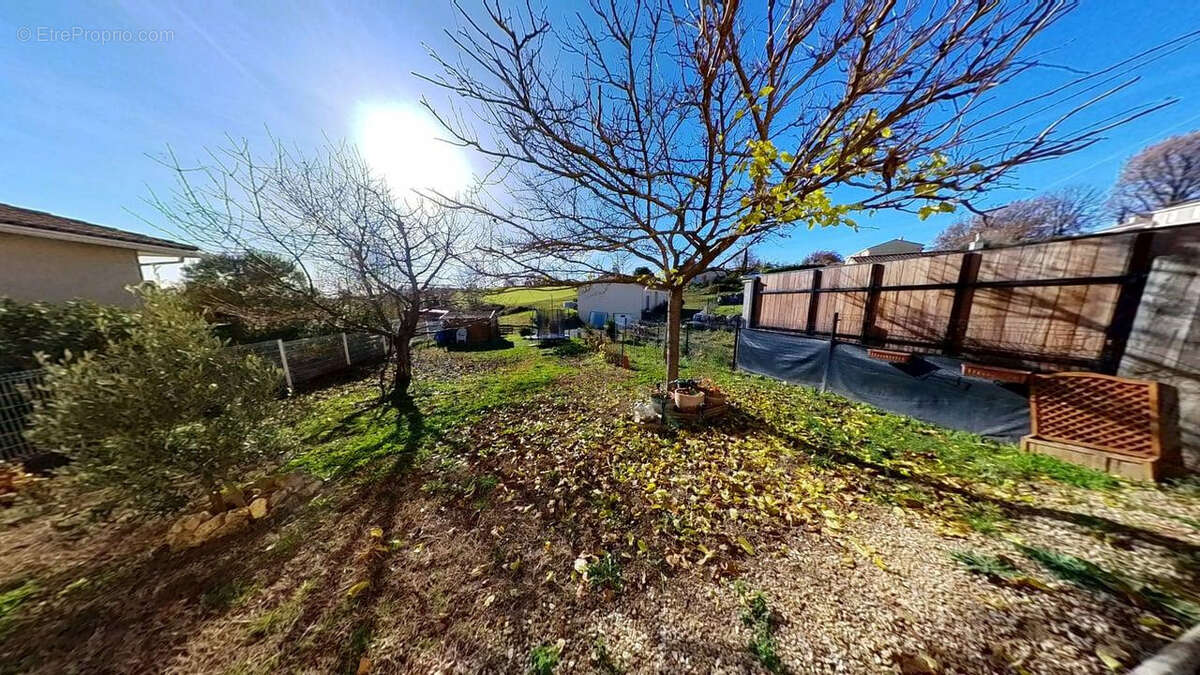 Maison à LASGRAISSES