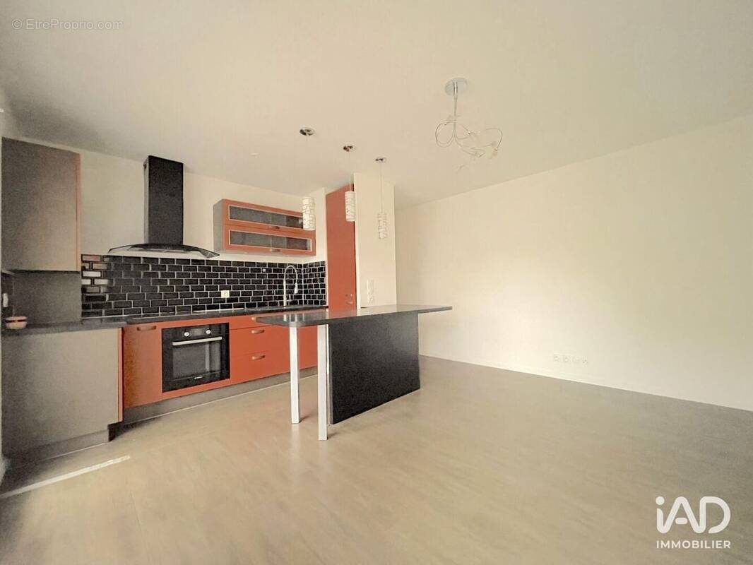 Photo 1 - Appartement à VIGNEUX-SUR-SEINE